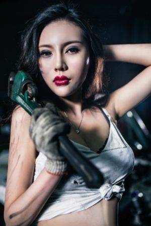女生打扑克喊啊的语音_1080视频大全