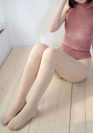 熟妇馒头黑肥骚B_剧情片电影完整版
