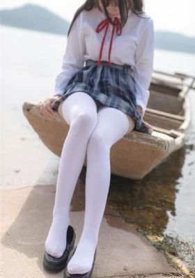 亚洲AV成人精品久久_高清免费电影观看