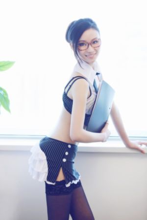 女刑警双乳被老汉玩弄H_BD英语神马影院在线