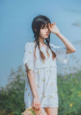 迈开腿让尝尝你的小鸡的简介_免费在线观看播放