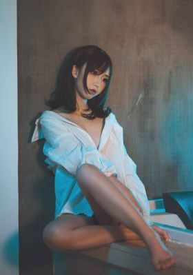 66m66m摸成人66永久免费_手机免费播放动漫